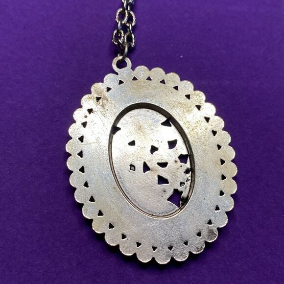 💛 Vintage Silver Tone Flower Rhinestone Necklace - Picture 3 of 7